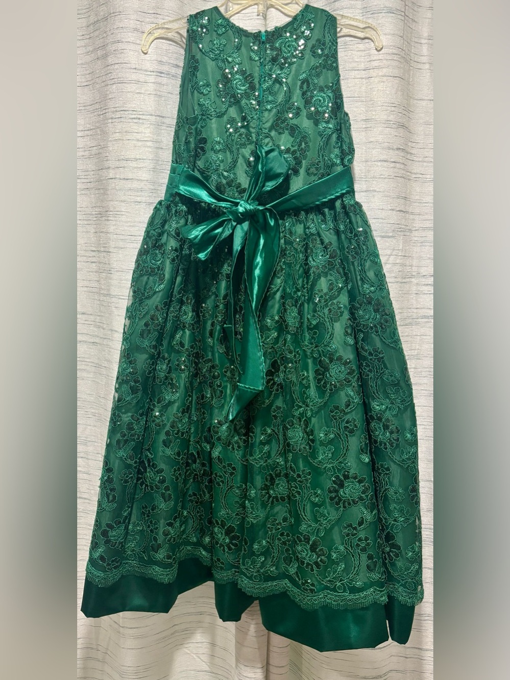 Emerald Green Lace Fit-and-Flare Dress with Satin Bow